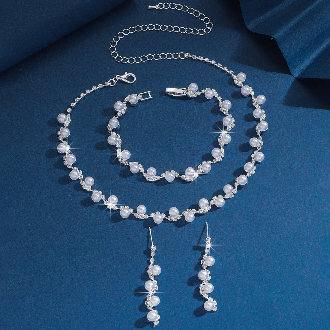 Pearl & Crystal Jewelry Set Choker Necklace Bracelet Drop Earrings Bridal Accessories for Wedding Prom Party Women Daily Wear