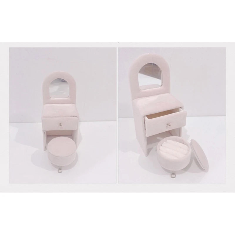 Sofa Shaped Jewelry Box Beautiful Jewelry Case Jewelry Storage Organizers Plush Texture for Fashionable Jewelry Storage